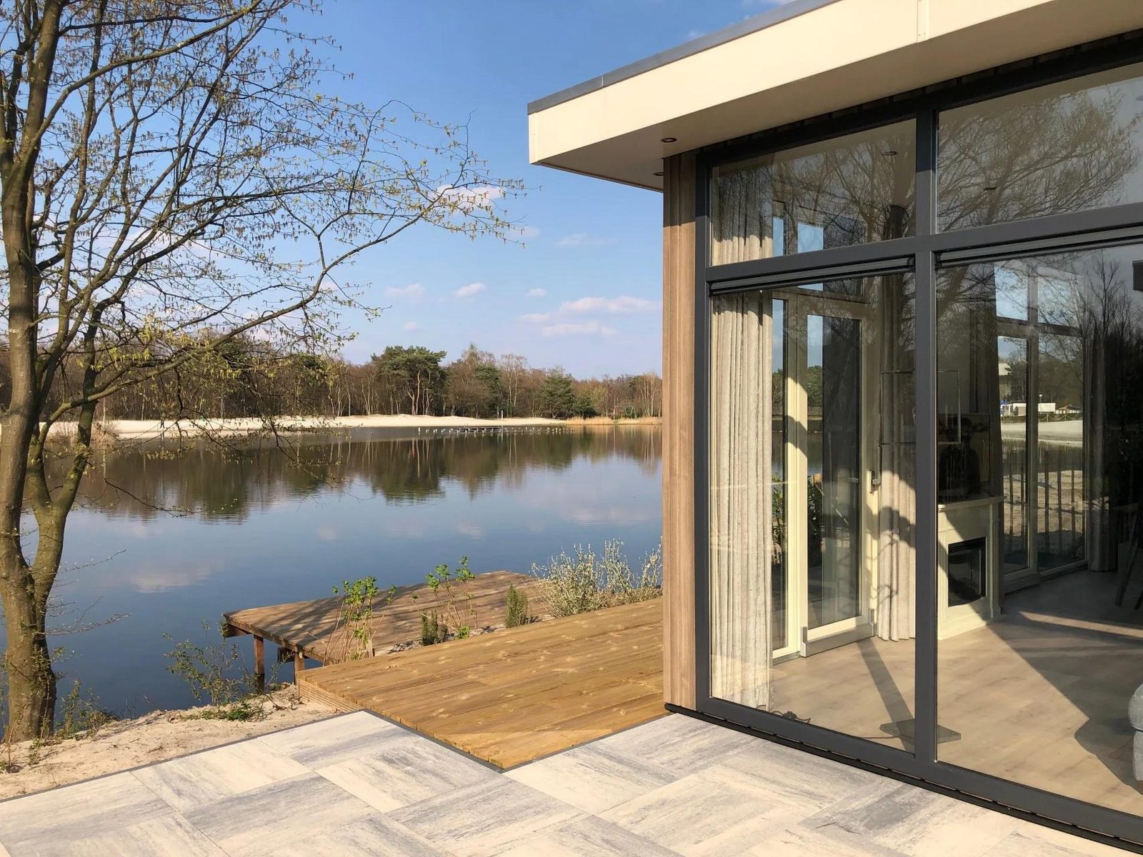 Zilverstrand · Pavilion 6 cover
