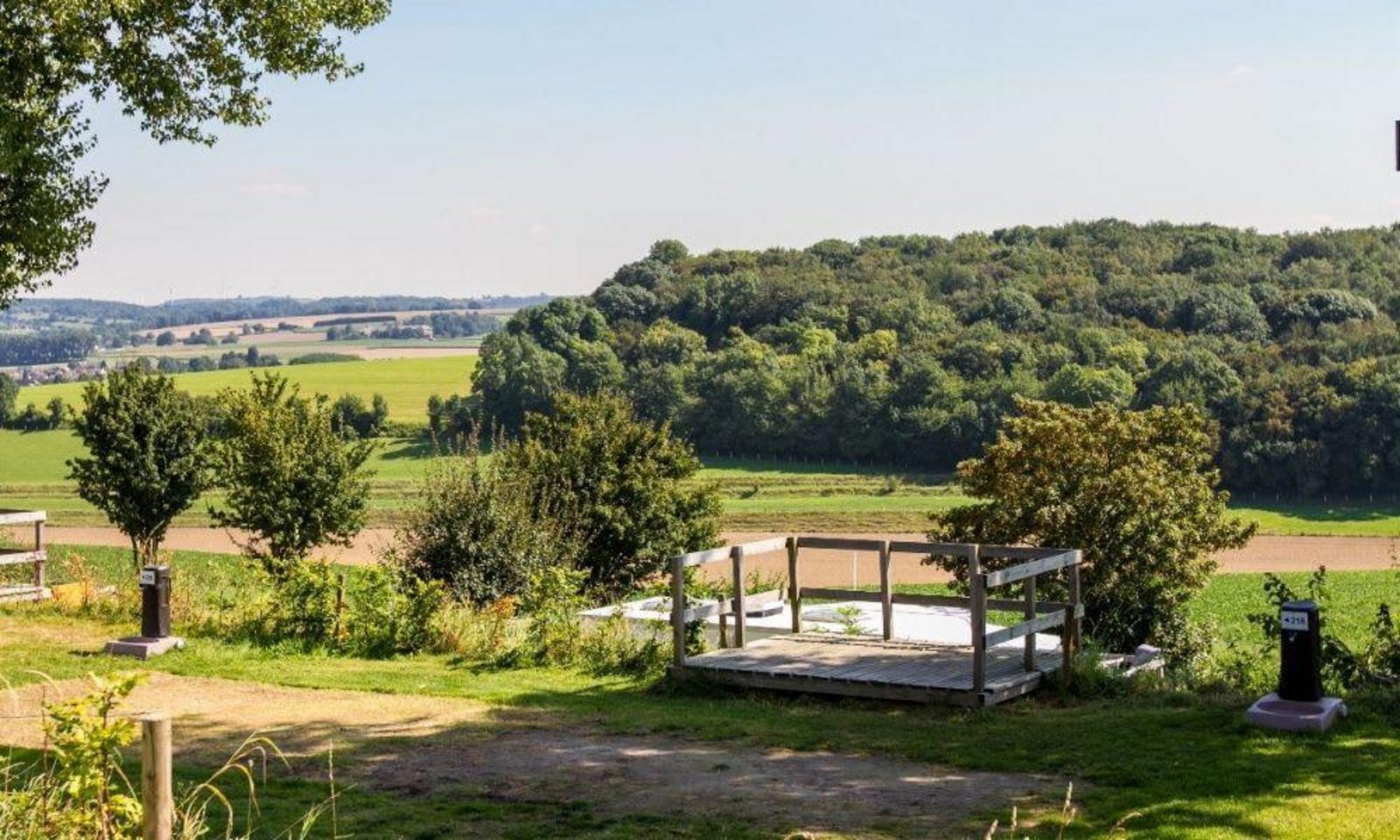 Gulperberg · Kampeerplaats Comfort panoramaterras cover