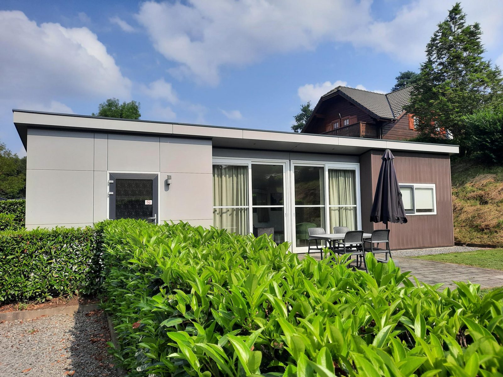 Brunssummerheide · Pavilion 4 cover