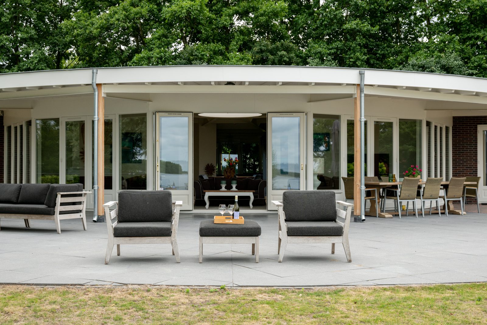 Bad Hoophuizen · Het Ronde Huis 8