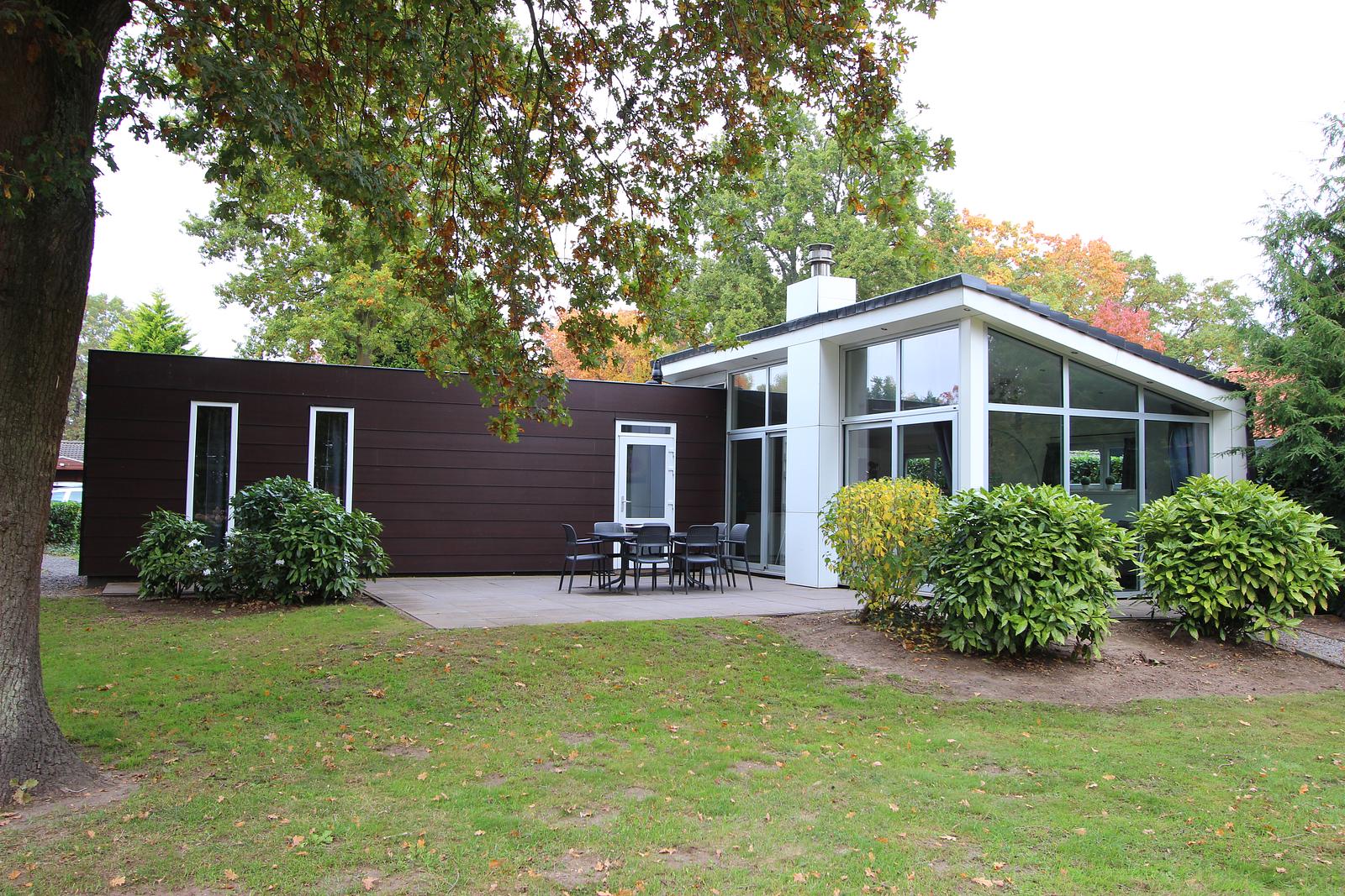 Limburg · L-Pavilion 6 cover