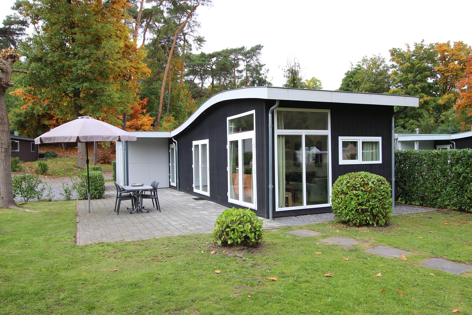 Brunssummerheide · Pavilion 6 cover