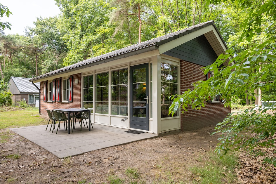Bungalow 4K cover