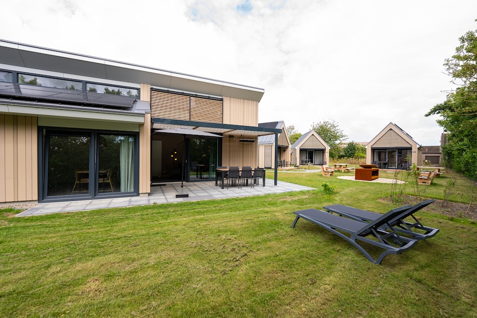 Villa Luxe 6 Wellness cover