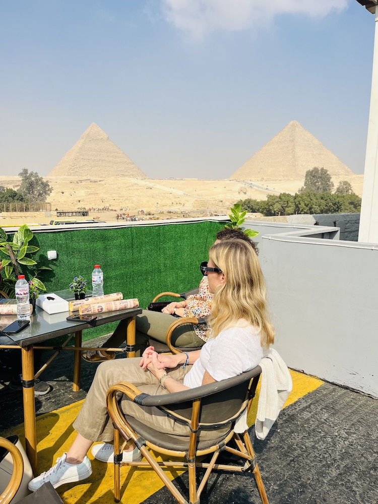 Capital Of Pyramids Hotel
