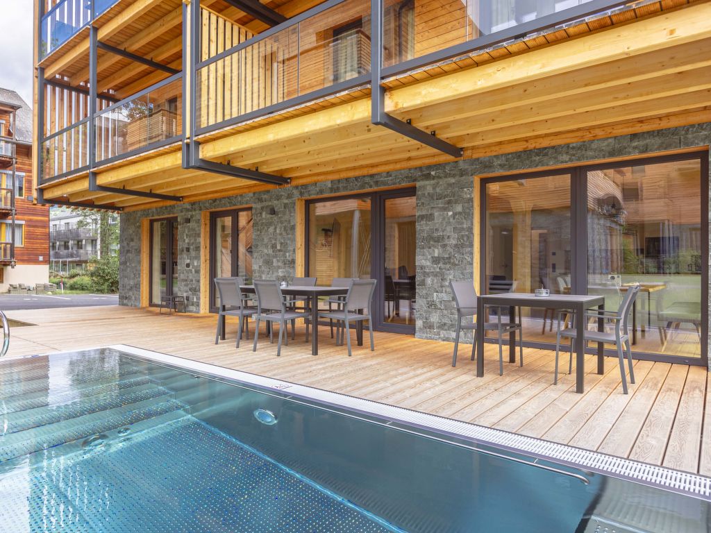 # 3a mit Sauna & Pool cover