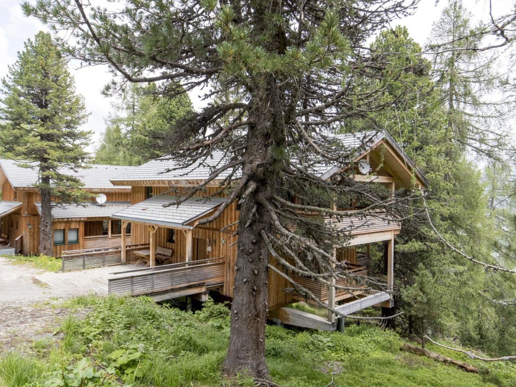 #14 mit Sauna und Sprudelbad Innen cover