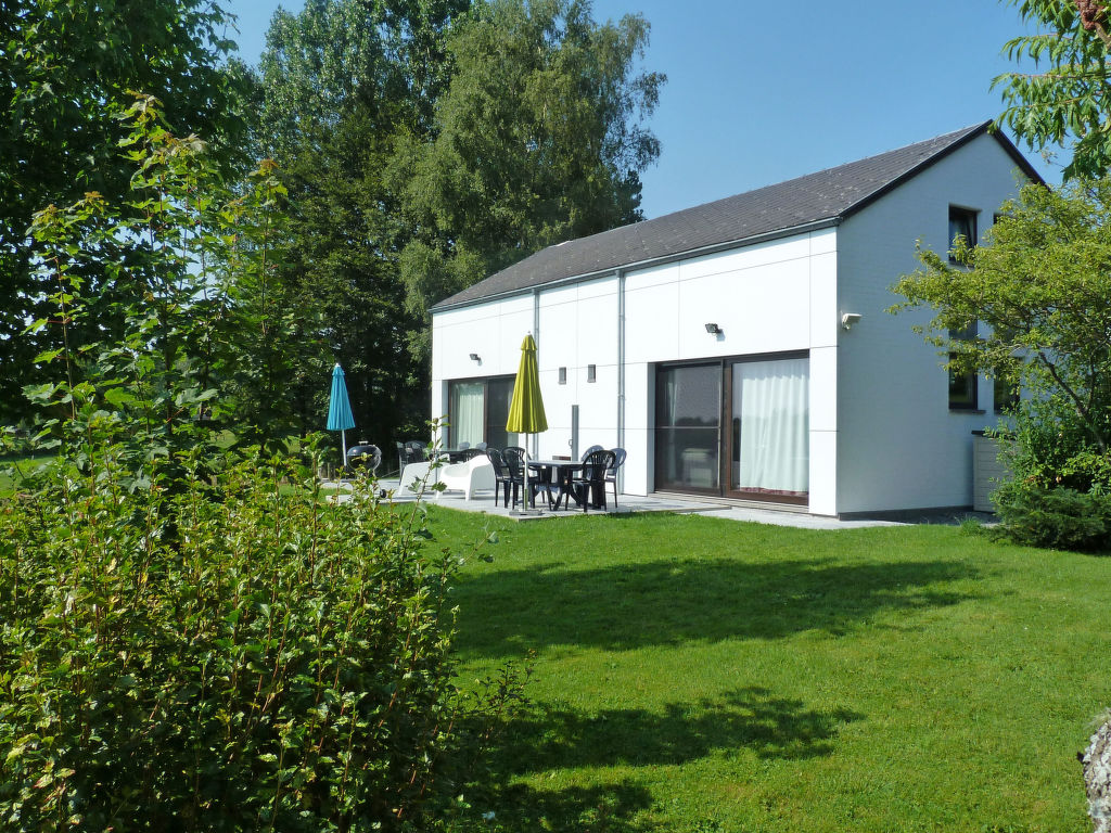 Au bord du Lac 1 cover