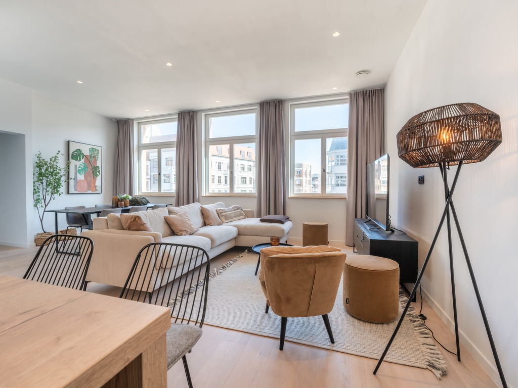 Historical and spacious "La Tourelle II" cover
