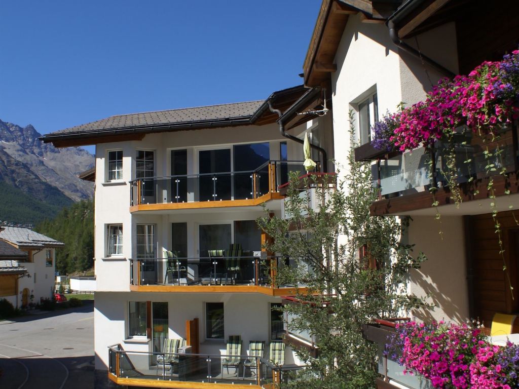 Haus Alpenrose cover