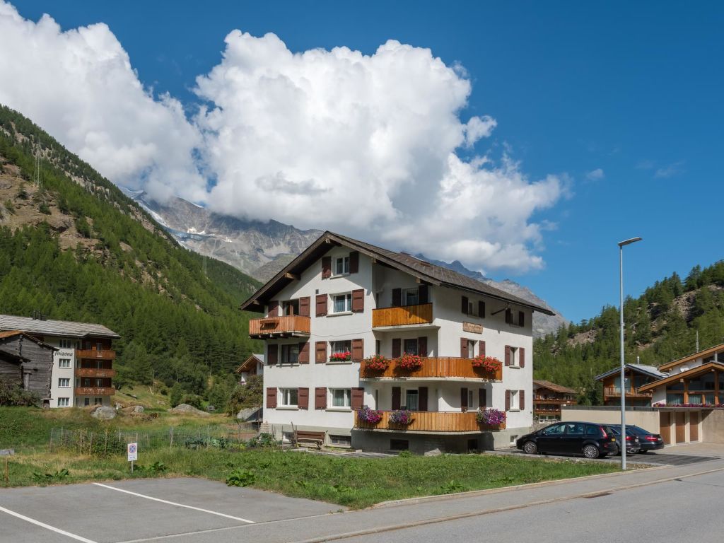 Haus Bergsonne cover