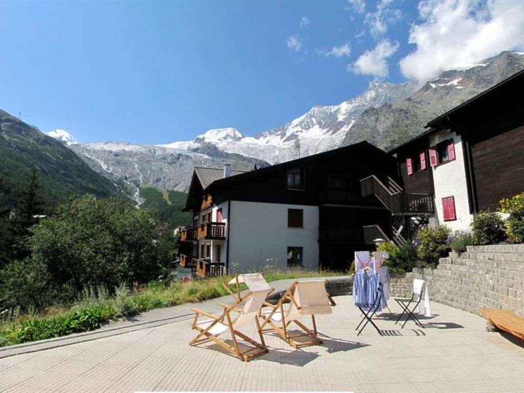 Dolomit cover