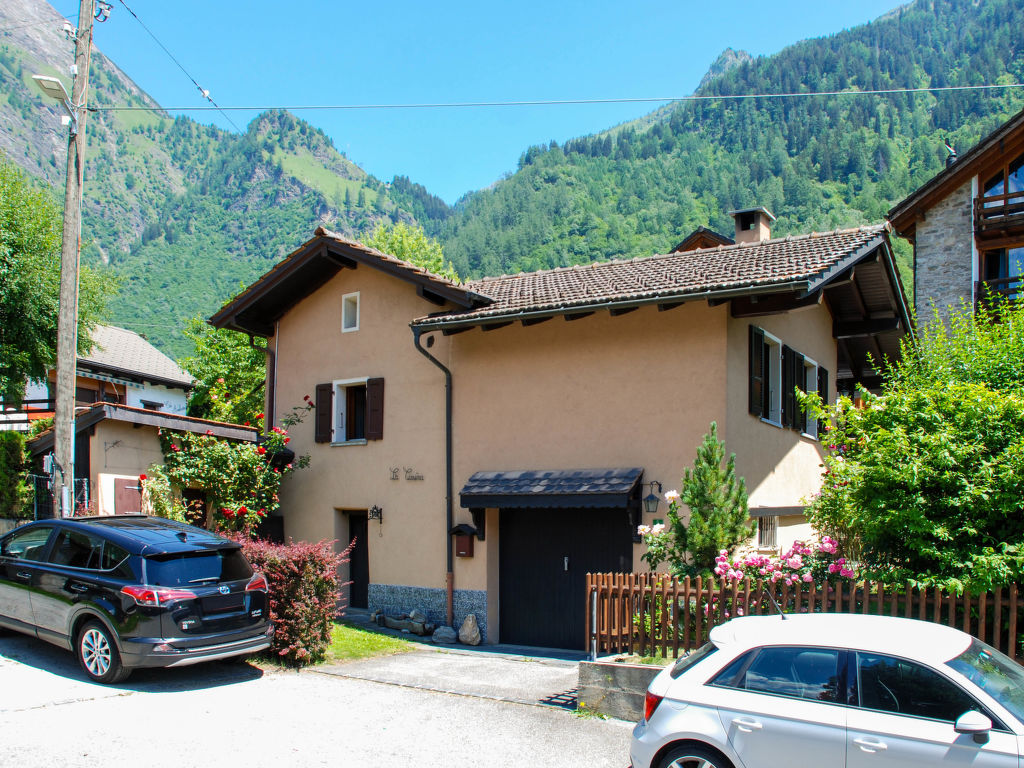 La Casina cover