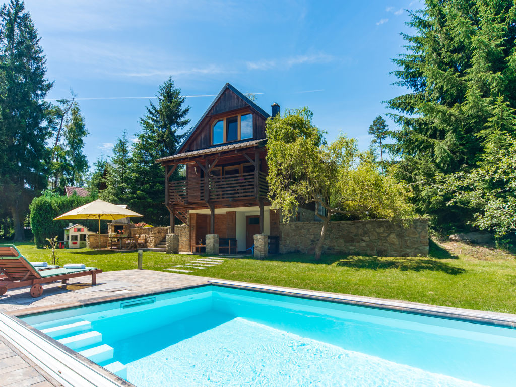 Bila Retreat with Pool
