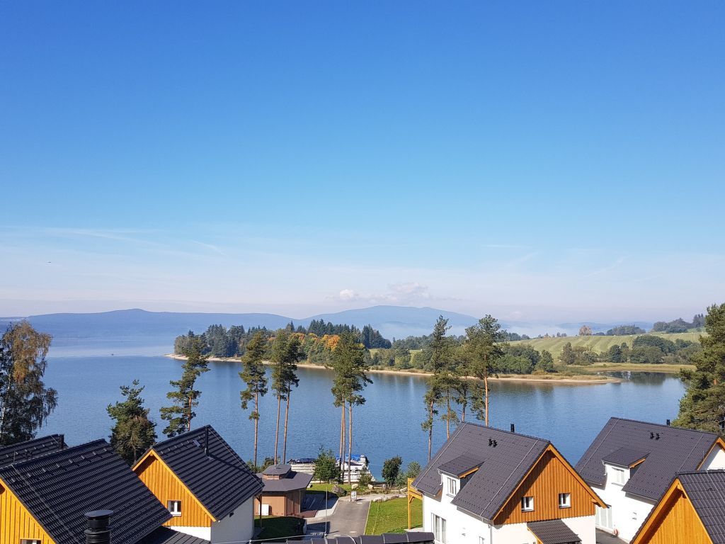 Lakeside Village 36 cover