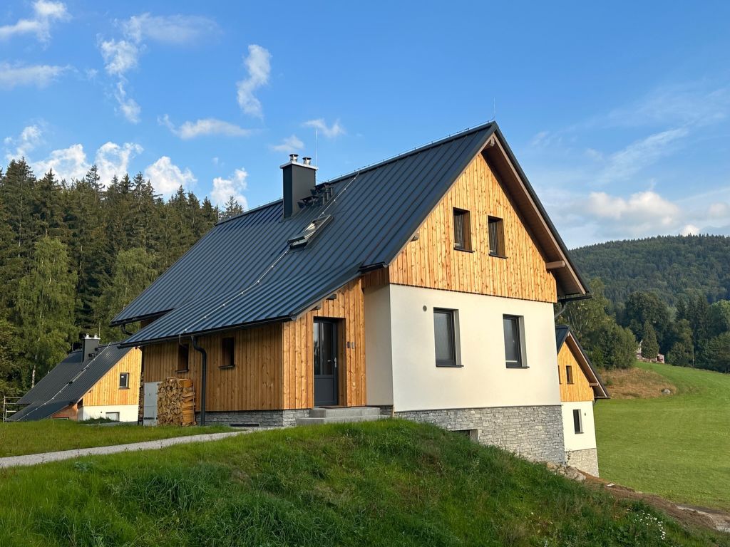 13ka Duplex with Terrace