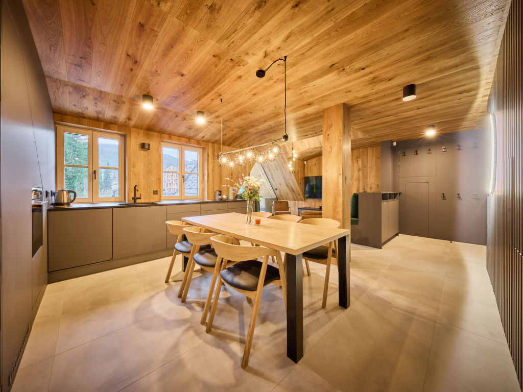 Rooftop Vista Maisonette & Relaxing Bath cover
