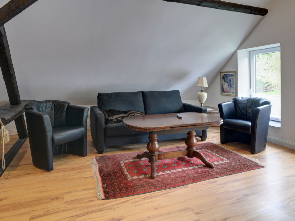 Lounge an der Kirche