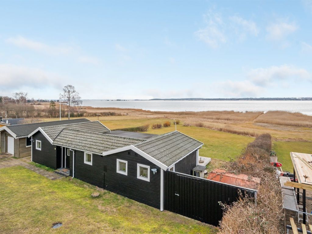 "Caren" - 125m to the fjord cover