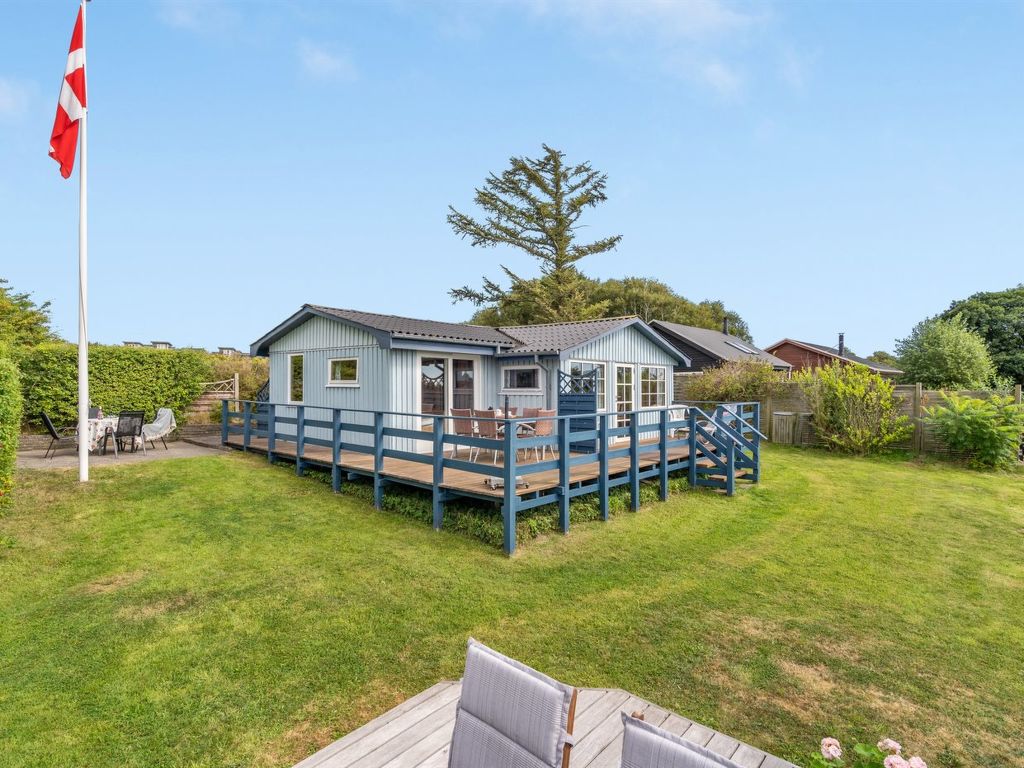 "Herulf" - 100m from the sea