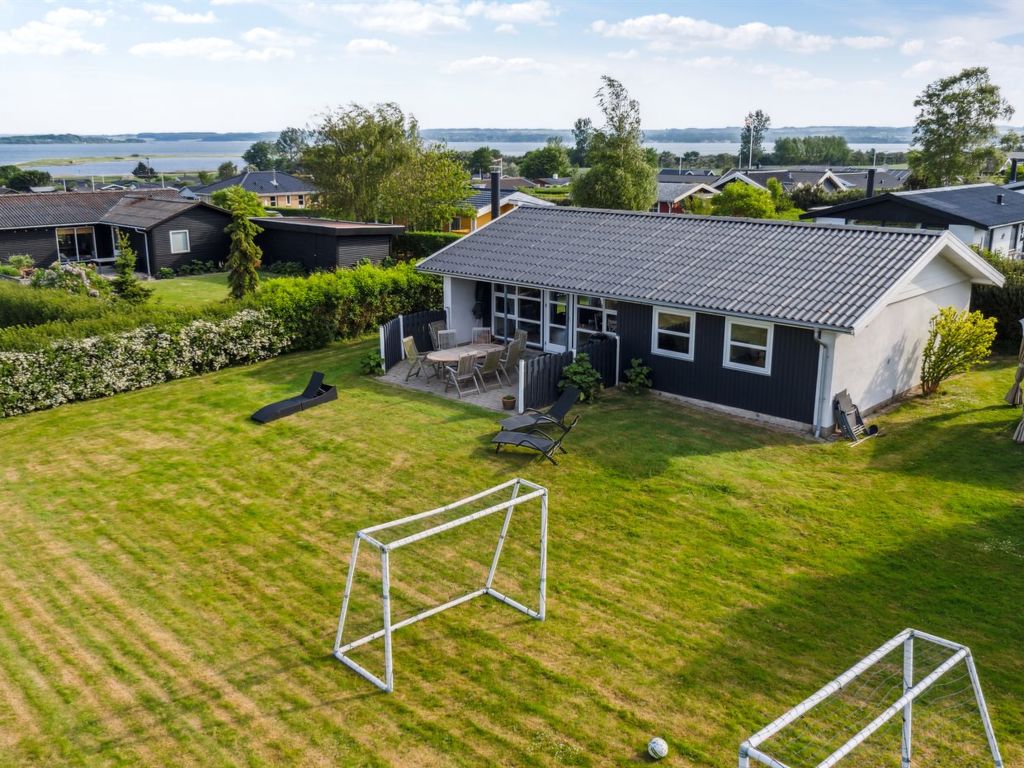 "Gudrun" - 250m from the sea cover