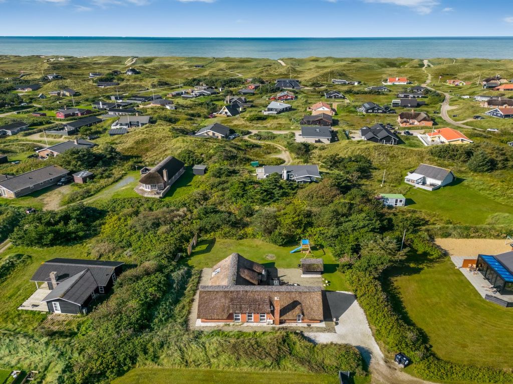 "Ruse" - 500m from the sea cover