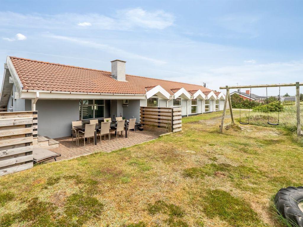"Luzy" - 600m from the sea cover
