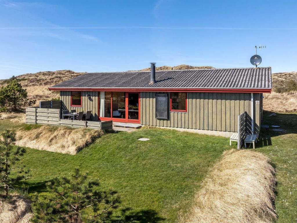 "Frandsine" - 1.2km from the sea cover