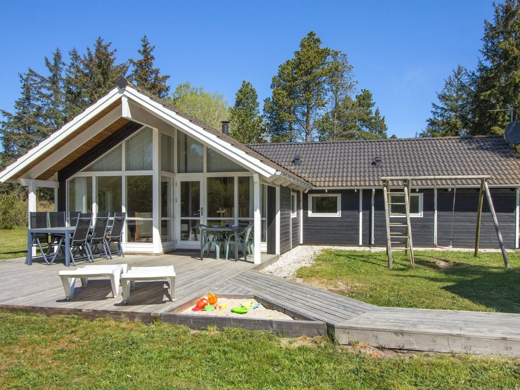 "Åsta" - 1.7km from the sea