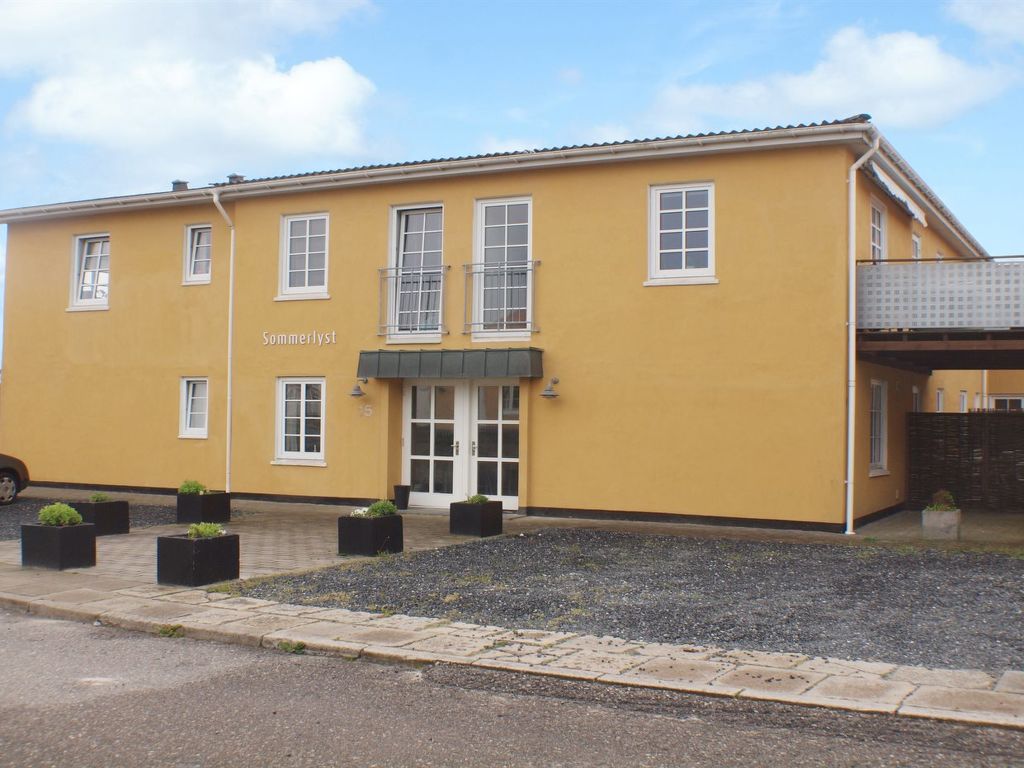 "Ingert" - 250m from the sea cover