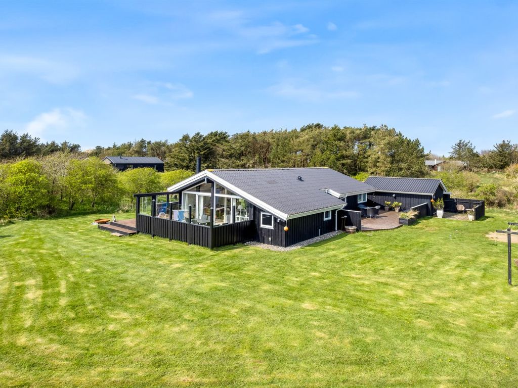 "Wante" - 900m from the sea cover