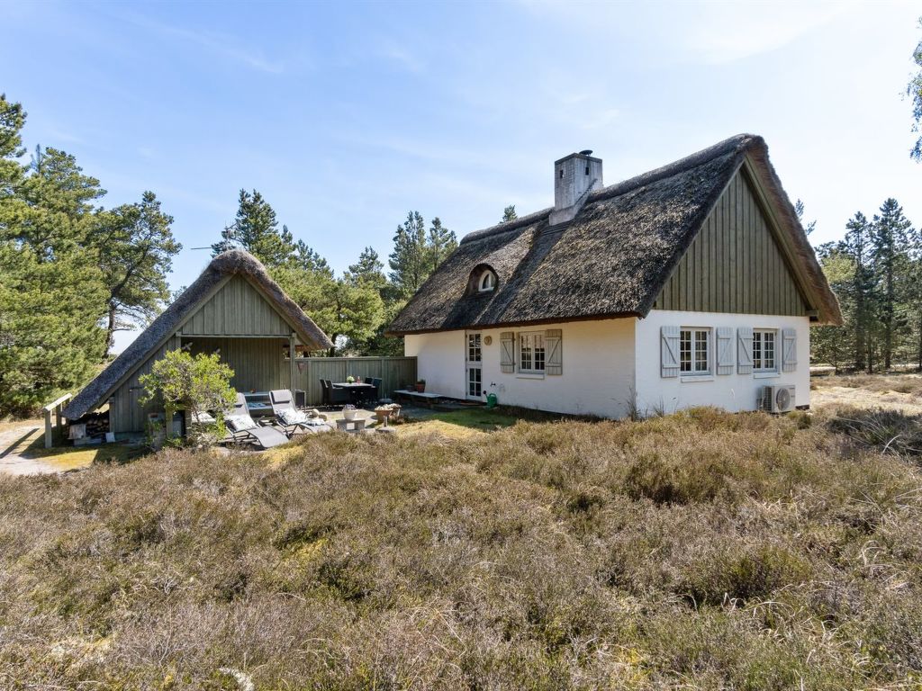 "Gravers" - 300m from the sea cover