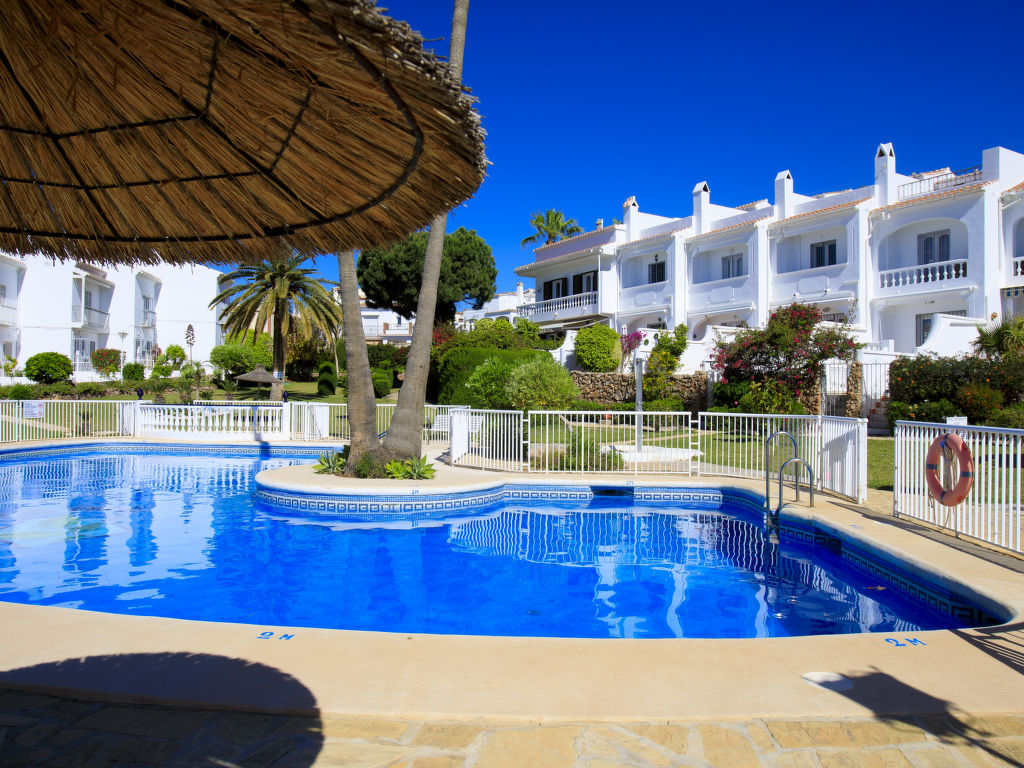 Jardines de Nerja cover
