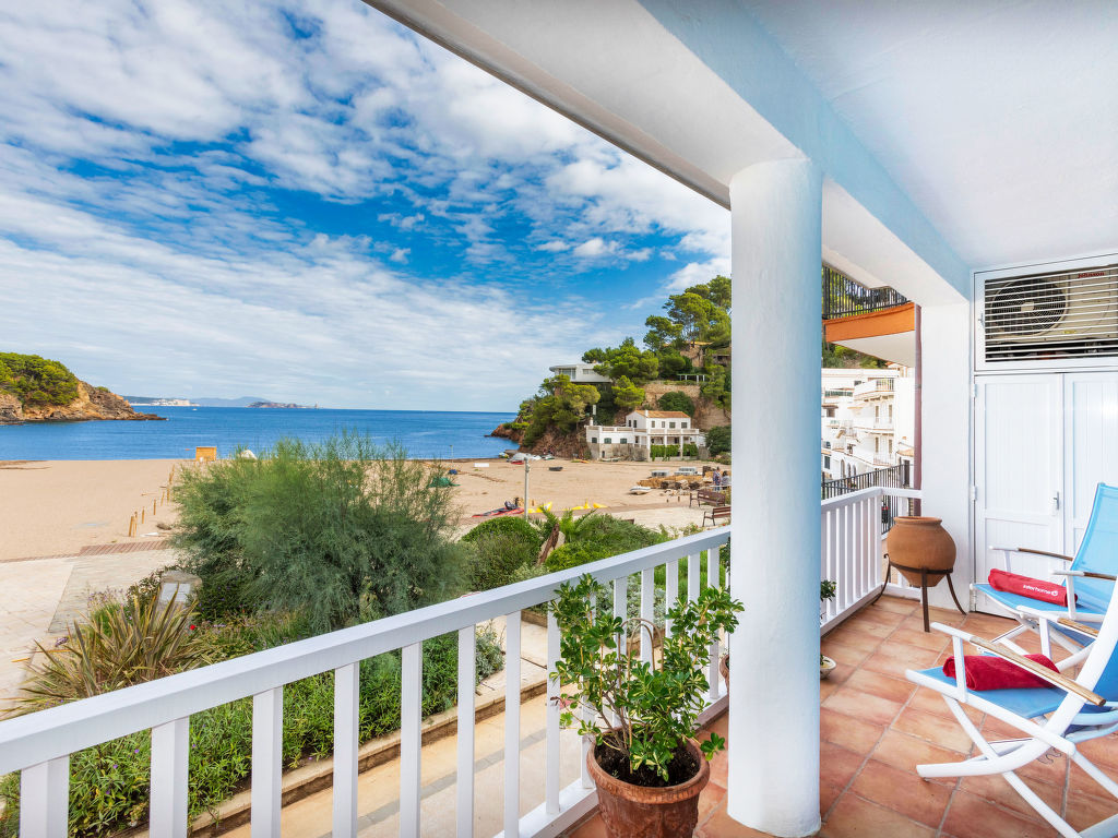 Sa Riera Beach cover