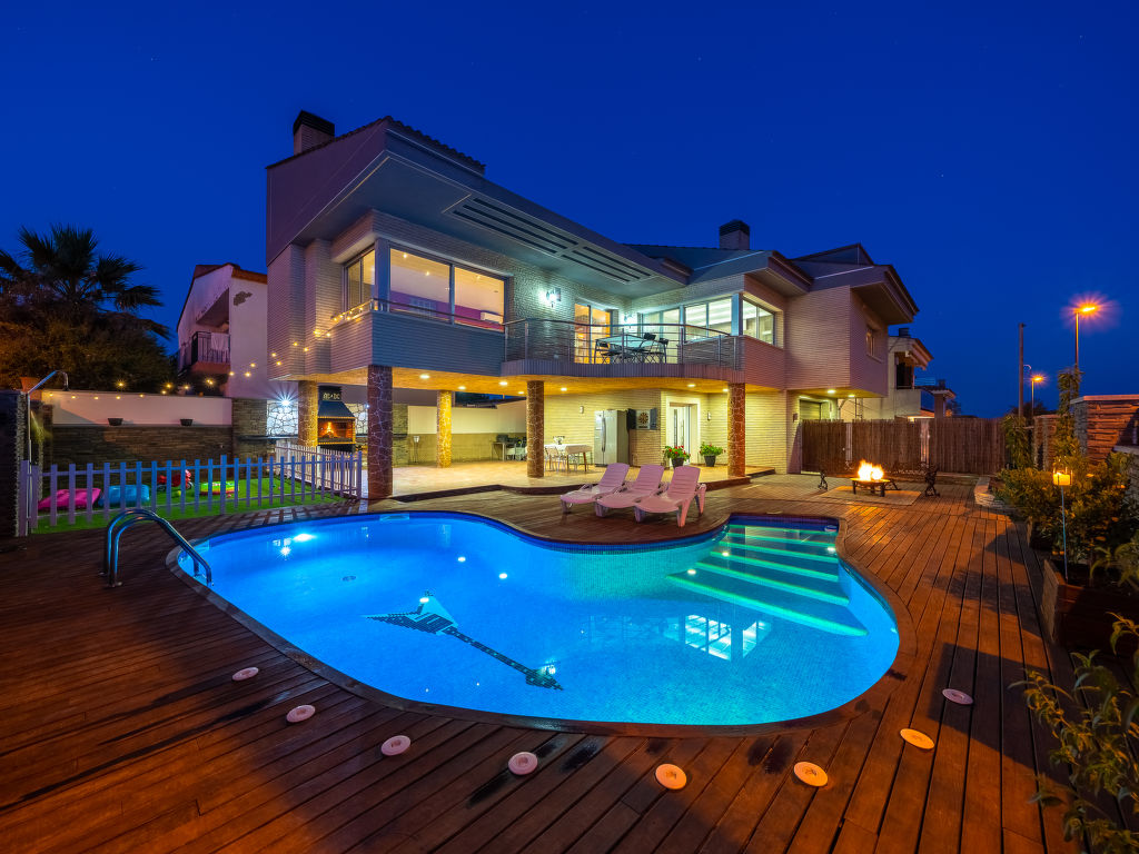 Villa Luxury Rock Tirri cover