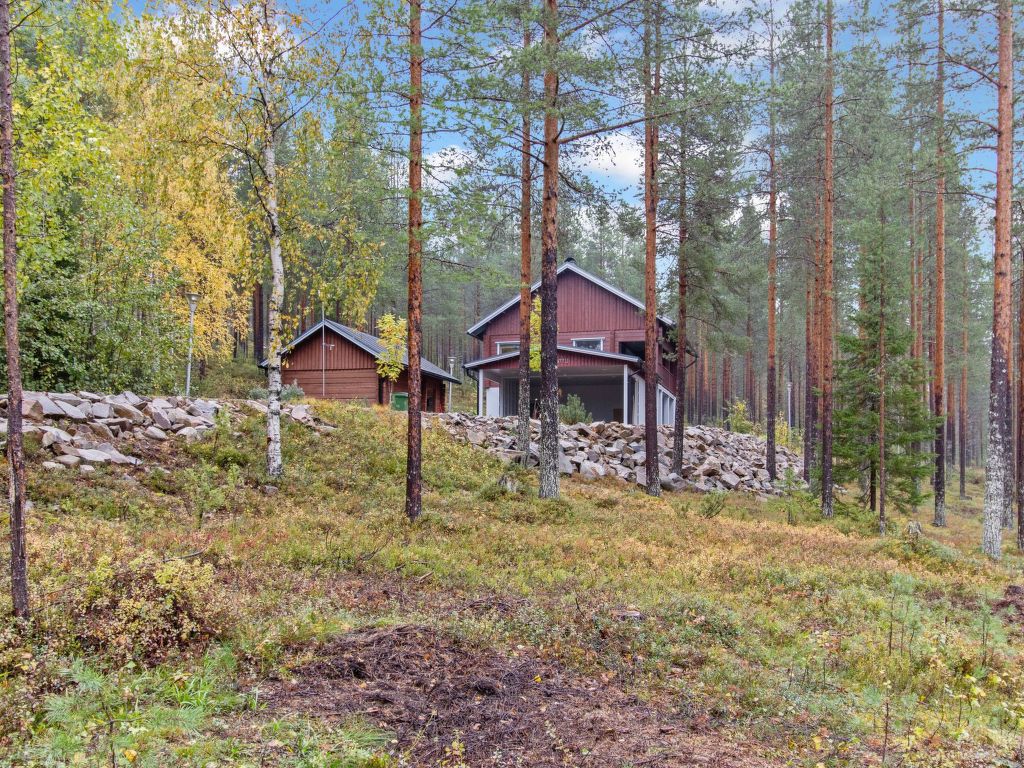 Villa uuttu cover