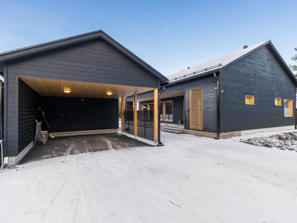 Villa plywood cover