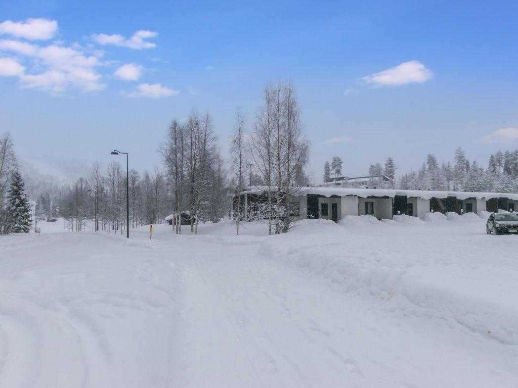 Skivillas paljakka 4. cover