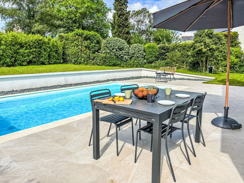 La Tour Bourgerel avec piscine cover