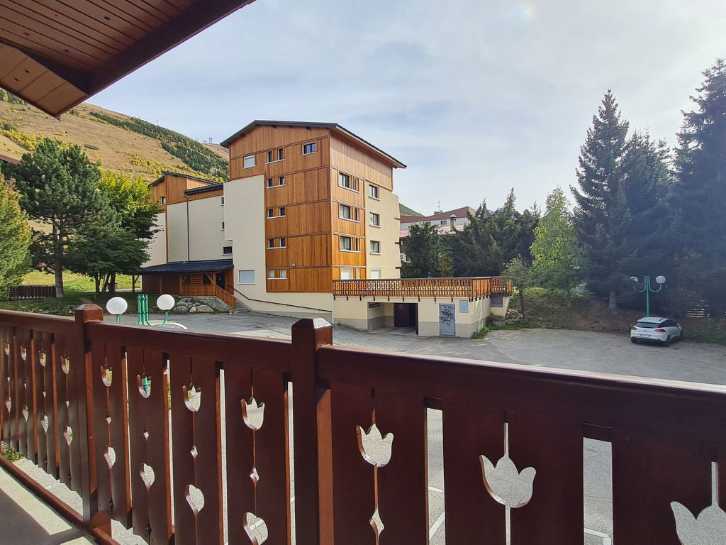 Alpina Lodge cover