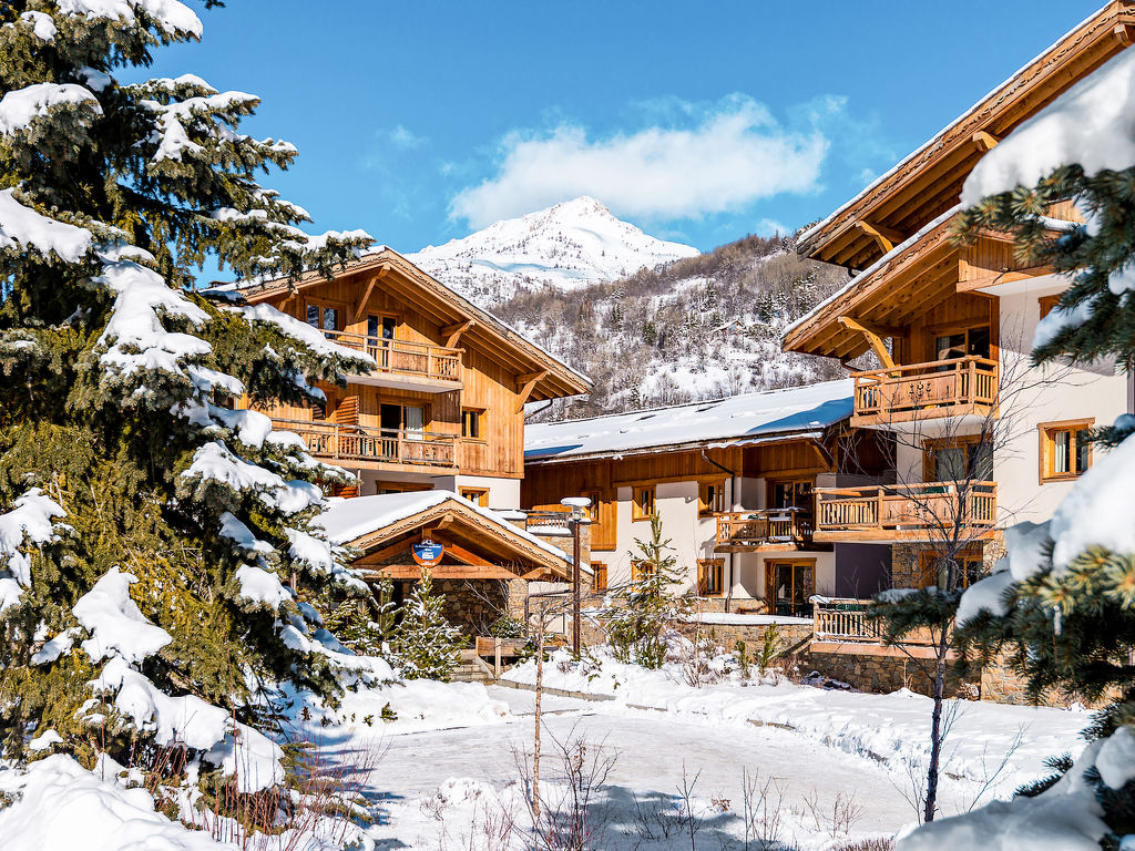 Le Hameau du Rocher Blanc cover