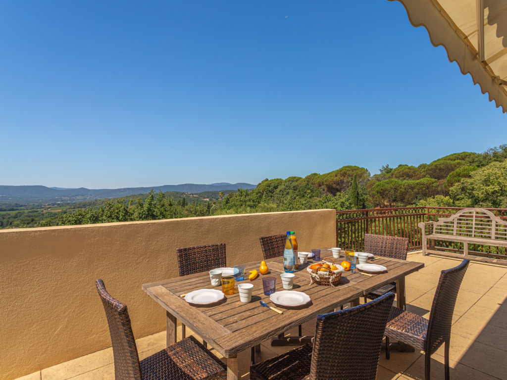Les Terrasses de Grimaud cover