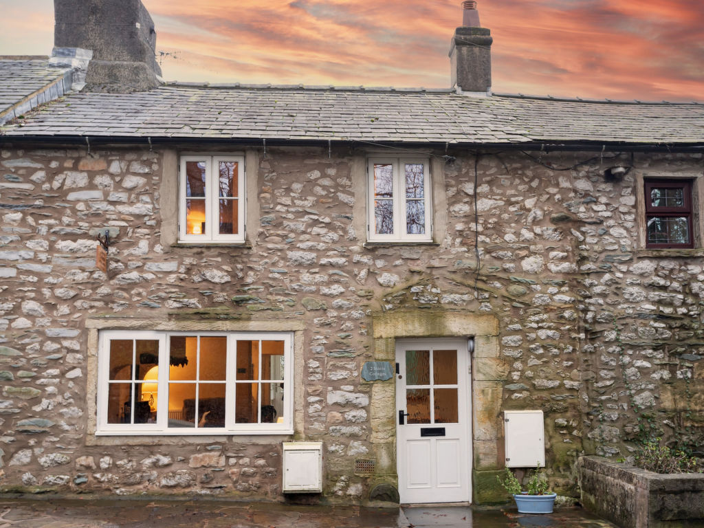 Two Storrs Cottages