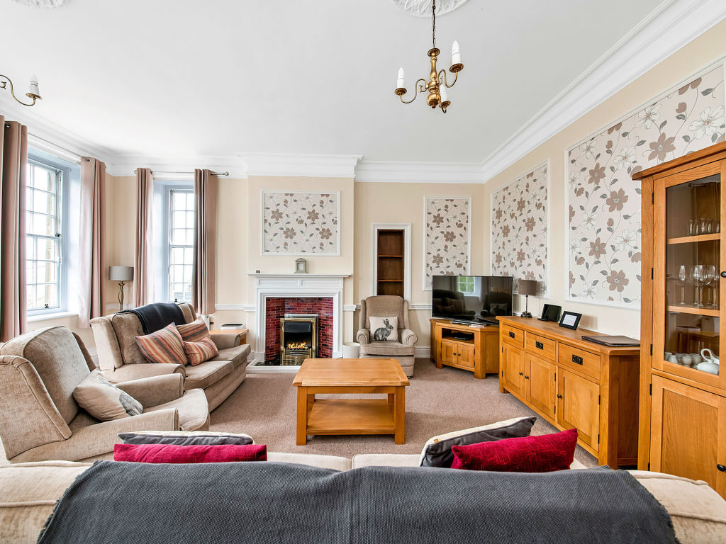 York Hall Apt cover