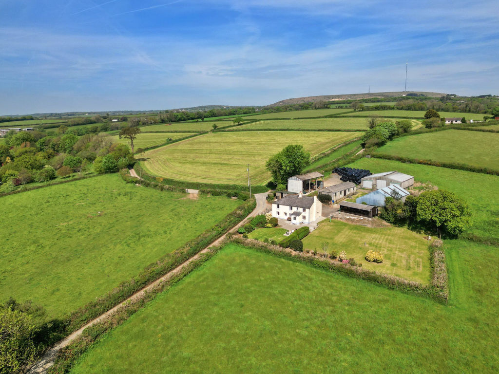 Cutkieve Farm Cottage cover