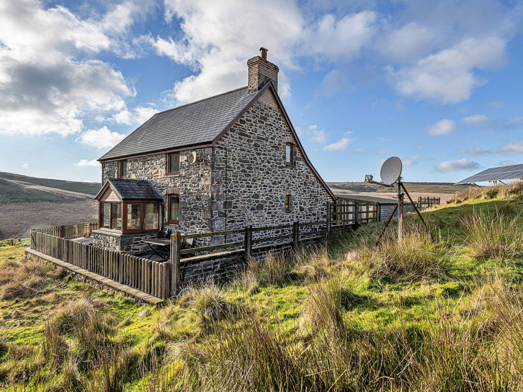 Llechwedd Mawr cover