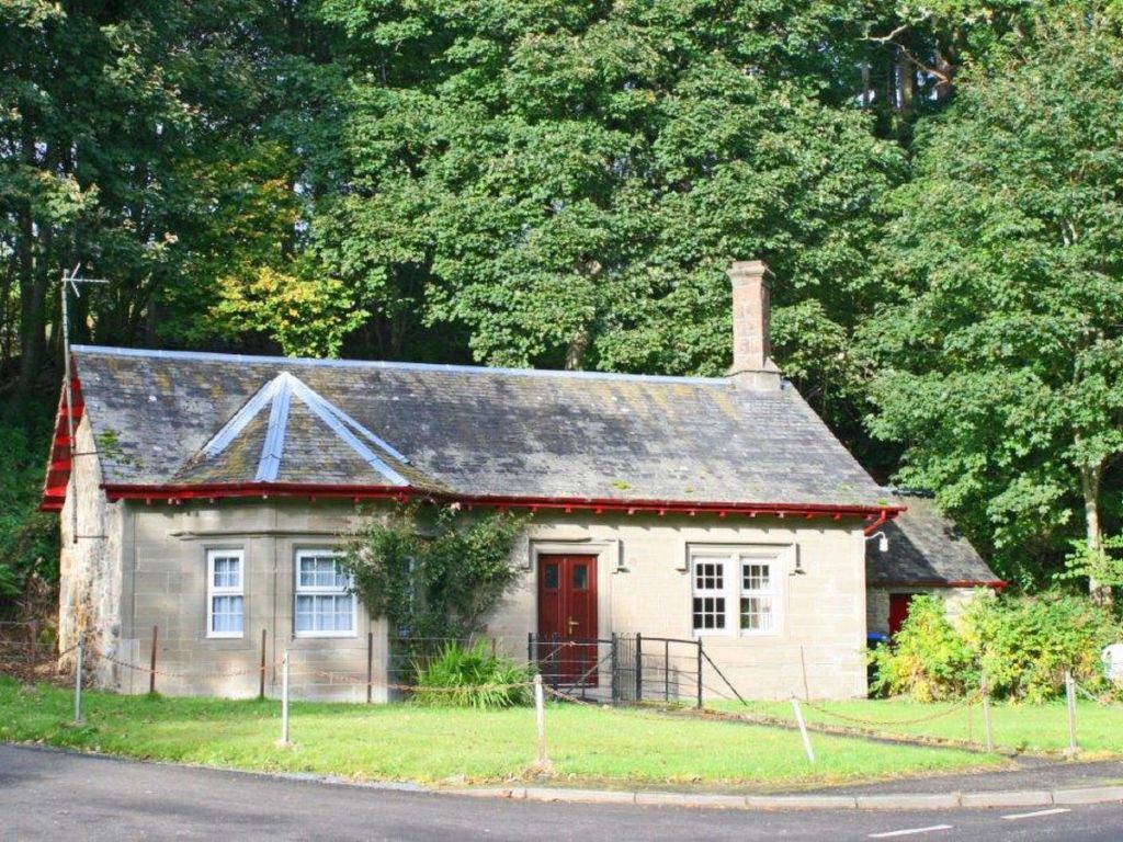 Craigton Cottage cover
