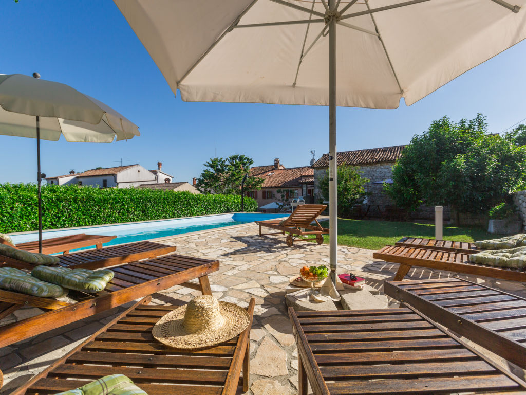 Villa Paula cover