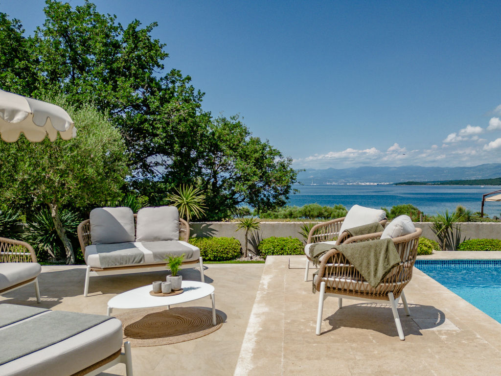 Villa Prestige Deluxe cover