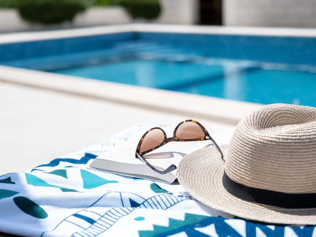 Villa 2 Pools cover